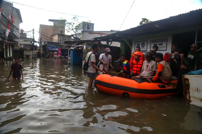 langkah mitigasi banjir rob di tingkat rumah tangga